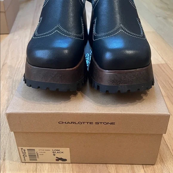 Charlotte Stone Loni Clogs in Black - Picture 2 of 8